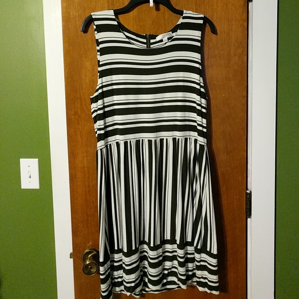 Dark brown striped dress